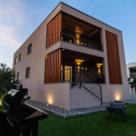 Royal - Luxury Kastela