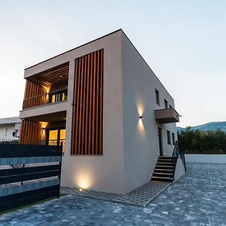 Villa Royal - Luxury *