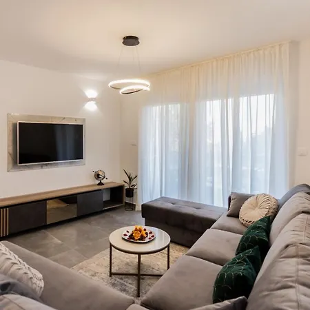 Royal - Luxury Villa Kastela